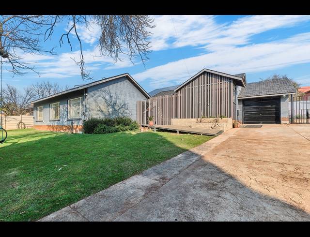 4 BEDROOM HOUSE FOR SALE IN WILRO PARK
